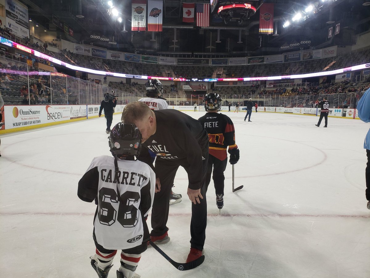 3yearoldskater's tweet photo. I had a blast at the. @IndyFuel game last night representing #Styner hockey training. Thank you for cheering me on! #HockeyLife #hockeyadventures https://t.co/gkuJlF05SD