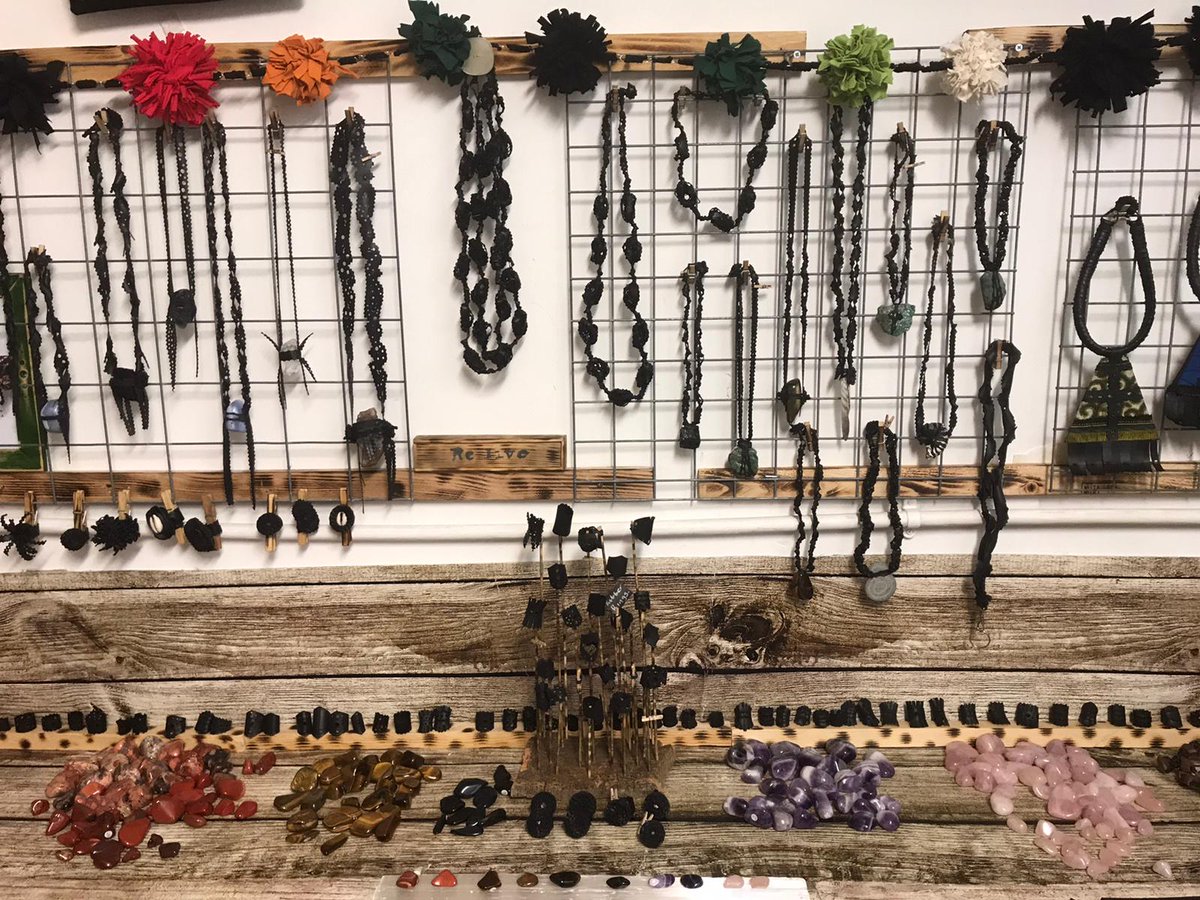 ldn_zero's tweet photo. Flashback to our seasonal ethical gifts event in December, at our Dalston hub. If you enjoyed your visit, please help us by filling in the survey in the pinned Tweet. Thanks! 💙💚💛🧡💜🖤 https://t.co/XFVPwLGIJL