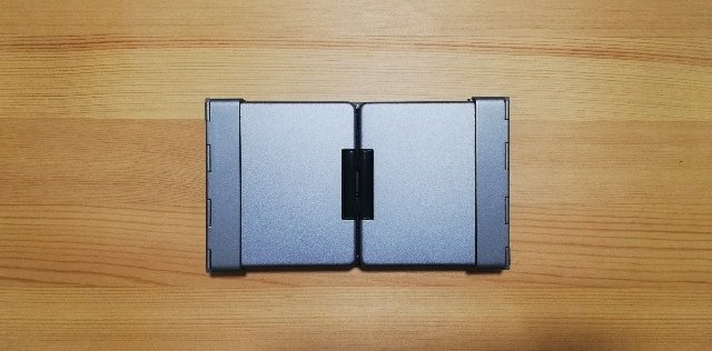 ট ইট র カトヒサ 地道なwebマーケ担当 スマホなのにカーソルが出てます ちなみに 二本指スクロールはカクカクするので 画面を指でさーっとなぞったほうがいいです それを差し引いても 十分よくできてます なによりキーの押し心地が好み