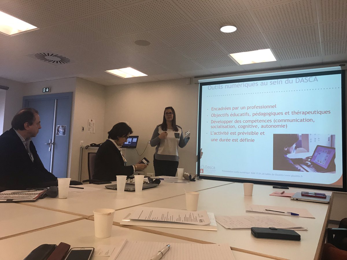 raveskib's tweet photo. Partages d’expériences entre les associations de la région Est à l’occasion de la réunion du Réseau Autisme Numérique qui s’est déroulée à l’association Adèle GLAUBITL à Strasbourg @OrangeSolidariT @OrangeGrandEst @FondationOrange @leduyann https://t.co/r5s8Z6ib8S