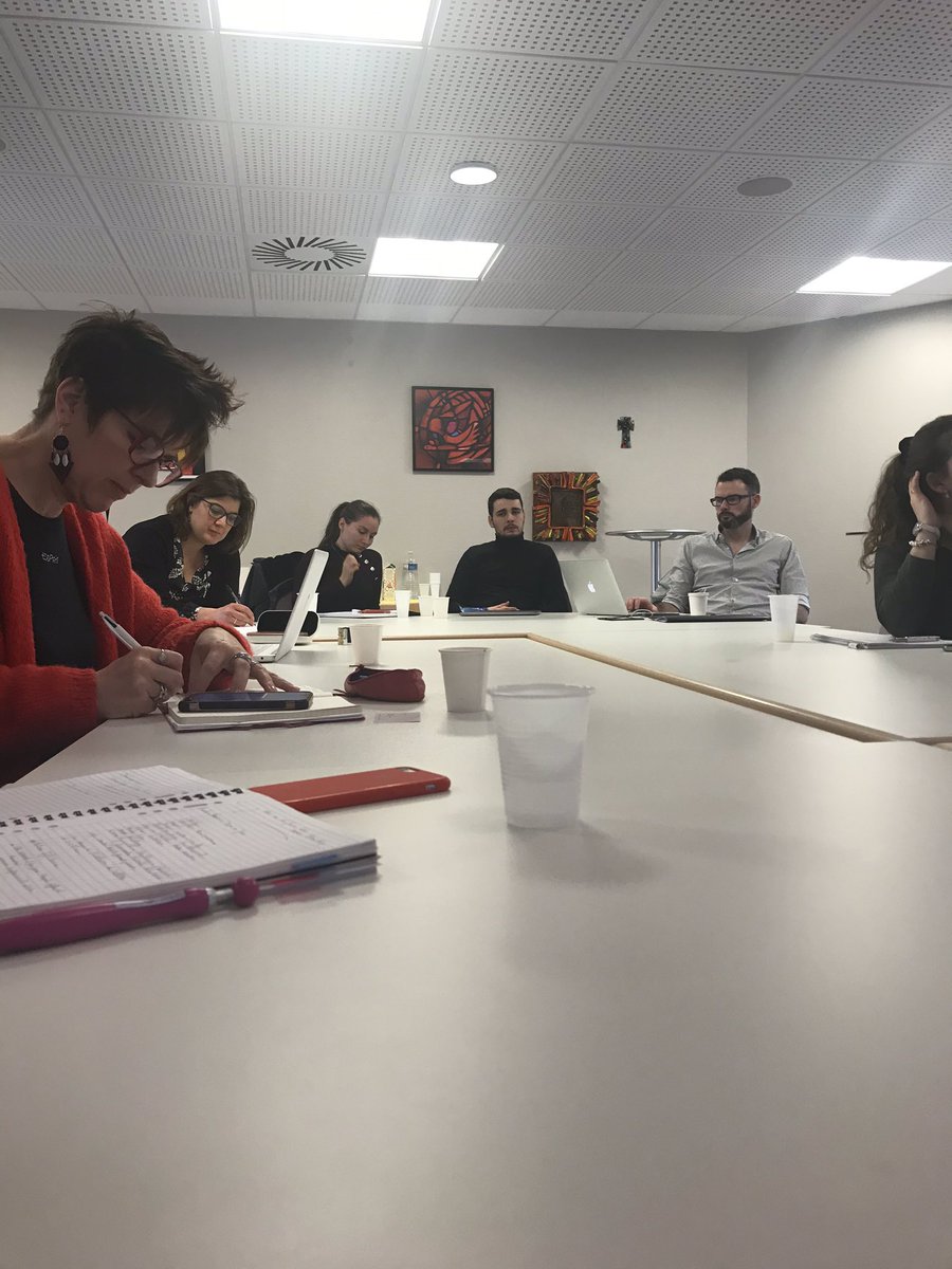 raveskib's tweet photo. Partages d’expériences entre les associations de la région Est à l’occasion de la réunion du Réseau Autisme Numérique qui s’est déroulée à l’association Adèle GLAUBITL à Strasbourg @OrangeSolidariT @OrangeGrandEst @FondationOrange @leduyann https://t.co/r5s8Z6ib8S