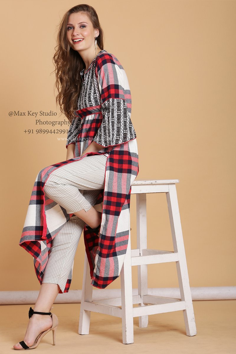 maxkeystudio's tweet photo. Look Book Photography https://t.co/KO8SPFeXgW
