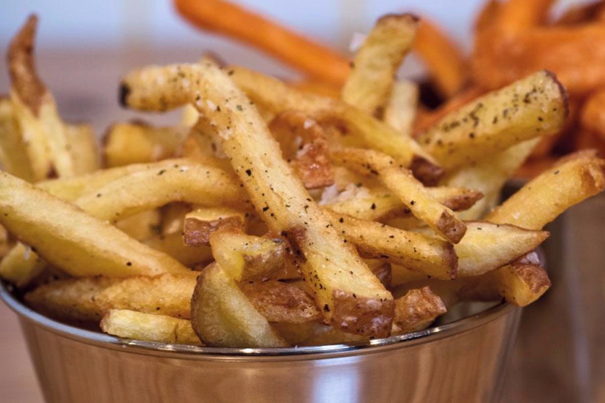 Happy Fryday! 🍟

☎️: 01484 943019