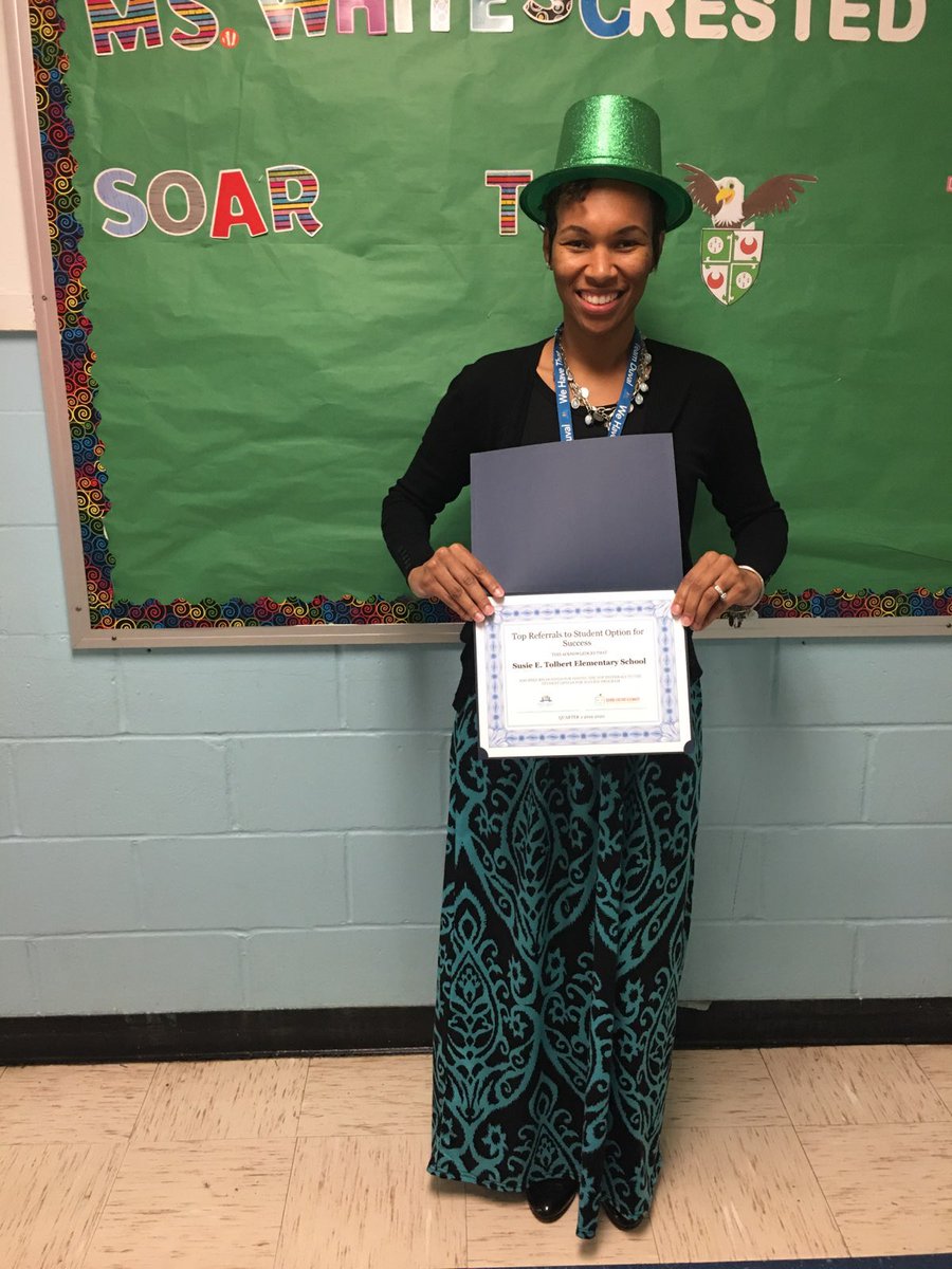 SchCultureDCPS's tweet photo. 🎩 Kudos to Susie Tolbert ES! Tolbert is “top of the class” in a decline in out of school suspensions through quarter 2, top in parent shadowing, and top in referring students to the Student Option for Success program!! Way to go!! #RJ #NoOSS #TeamDuval #ParentShadowing 🎩 https://t.co/AKCzaaTddL