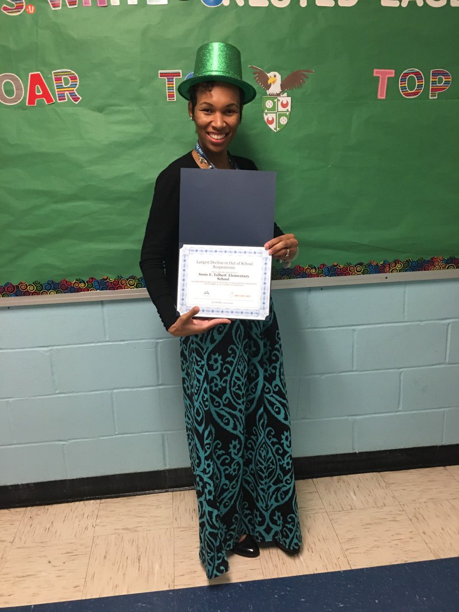 SchCultureDCPS's tweet photo. 🎩 Kudos to Susie Tolbert ES! Tolbert is “top of the class” in a decline in out of school suspensions through quarter 2, top in parent shadowing, and top in referring students to the Student Option for Success program!! Way to go!! #RJ #NoOSS #TeamDuval #ParentShadowing 🎩 https://t.co/AKCzaaTddL