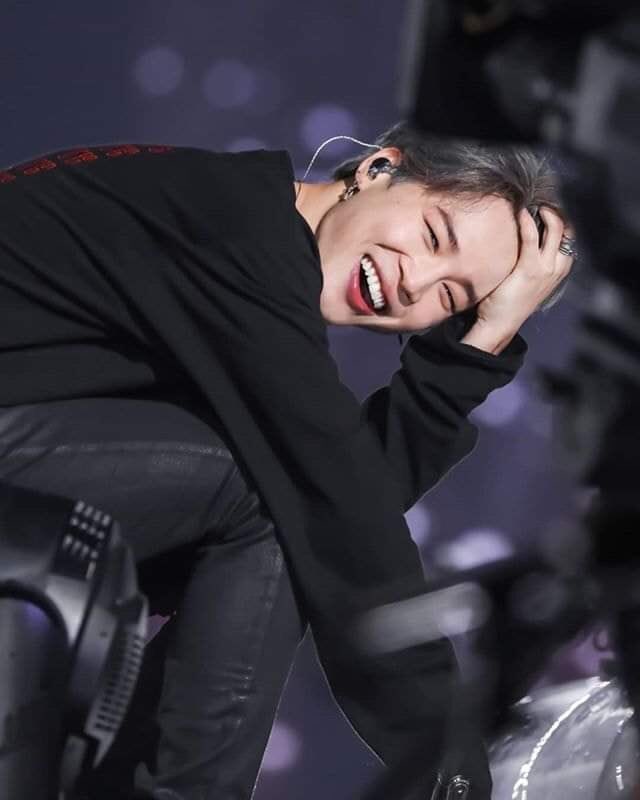 ℋ𝒶𝓅𝓅𝓎☽ @ฟอลฟรี tweet media
