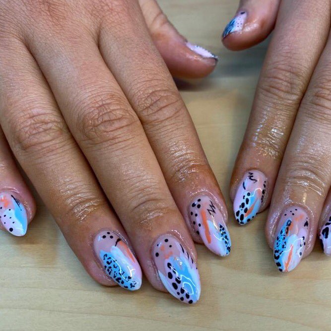 HonestlyOmbre's tweet photo. Dreamy hand painted abstracts | Detailed Nail Art https://t.co/aroyE8DJB1 #nailsswindon #nailart #swindonsalon https://t.co/GEujaFBFTt