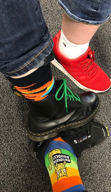 Neil_E_Williams's tweet photo. Someone @rsandsel missed the #snazzysocks memo today. https://t.co/UoLLmAlTBc