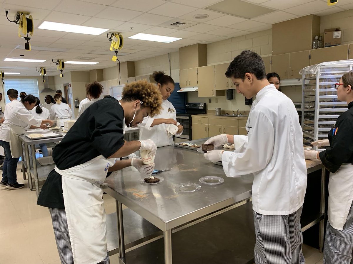 CentralNaf's tweet photo. Hospitality &amp; Culinary Competition here we come! Thank you #CFHLA for sponsoring this delicious competition. #OCPS https://t.co/5M0cbUtw3Q
