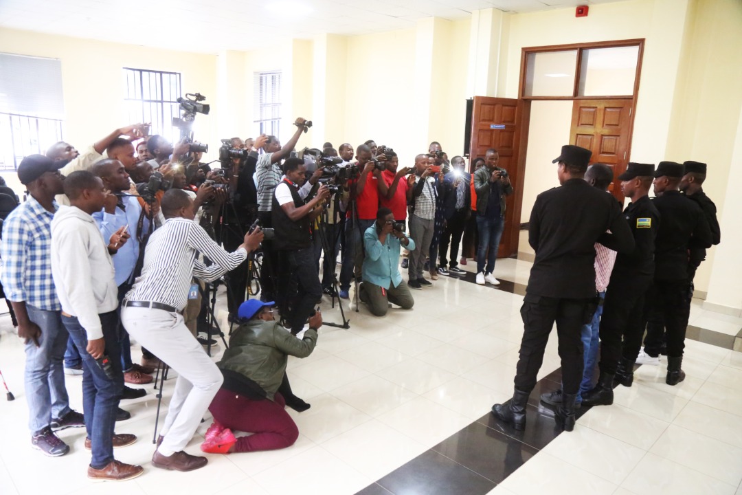 NewTimesRwanda's tweet photo. Rwanda Investigation Bureau this afternoon paraded FLN Spokesperson ‘Captain’ Herman Nsengimana and Théobald Mutarambirwa, the Secretary-General of PS-Imberakuri.

The two were handed over to Rwanda by Congolese authorities last month after they were captured by FARDC. https://t.co/9DXgghefrx