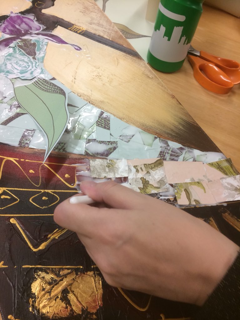 RiponHouse's tweet photo. These 3 dancing lady canvases started life as cheap brown pics until they got the ‘Ripon Collage’ treatment. Sooooo wish I’d taken a ‘before’ pic! 😫 Residents said this was something they’d definitely do themselves after move-on #EnablingEnvironments #WallpaperSamples #Crafts https://t.co/YDHHIw6Rny