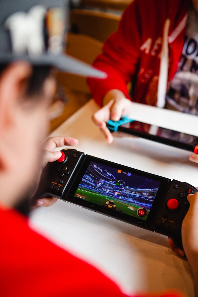 thisisgrow's tweet photo. Collaboration comes in all forms. #rocketleague #thisisgrow https://t.co/KBmWMYblvP