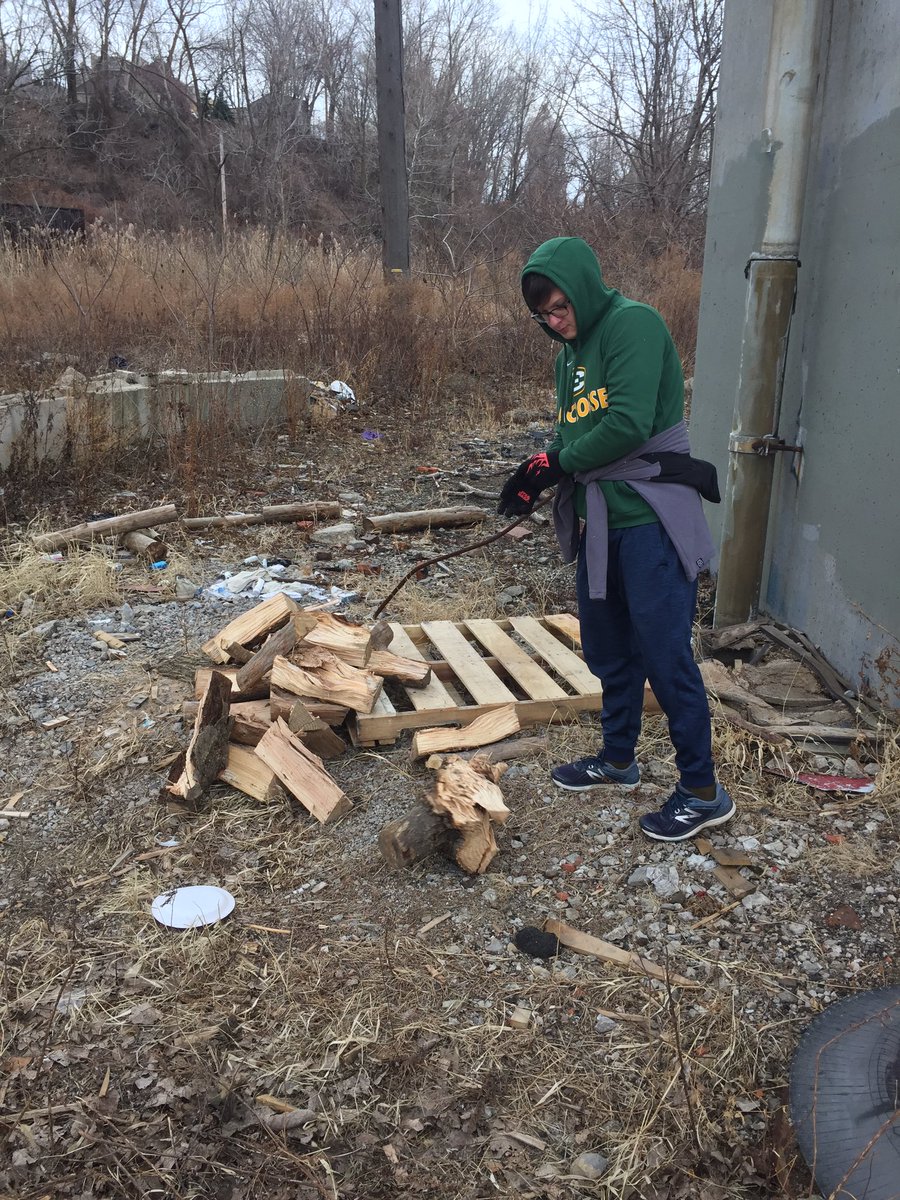 StEdsServe's tweet photo. Students and staff took time this morning to drop firewood at some of the homeless camps. Thanks to Tom and Janet Wido for donating the wood to help people who are living out in this cold weather! https://t.co/ZkJUwWKu2u