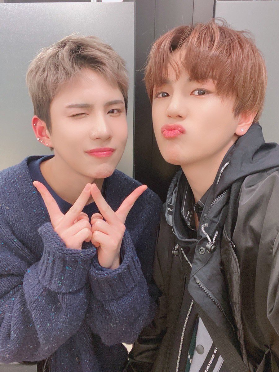 official_ACE7's tweet photo. [#에이스_와동]
굿밤 보내요 초이쓰❤️

#에이스 #초이스 #굿밤 https://t.co/zie9TcqTuL