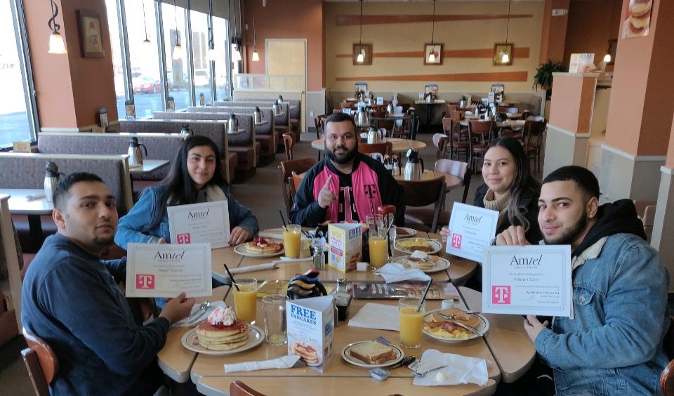 CalebHaley07's tweet photo. Our culture in the Northeast is people first! We love to start our days by saying Thank You to the team members that make it all possible! Breakfast of Champions in full effect! @fahadidris @SabbirRaen @myamtel @BridglallRebeca @KevinDunning @lpetrone9 @OpsMgrScott https://t.co/pjrPnYX95R