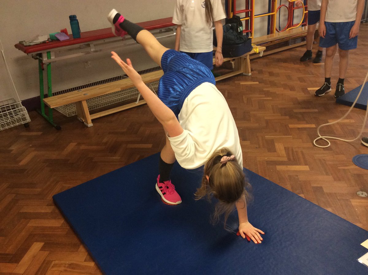 AshdenePrimary's tweet photo. Year 6 practising their balances today in gymnastics. #engagethecore @bethtweddlenews https://t.co/pNSfz1UL07