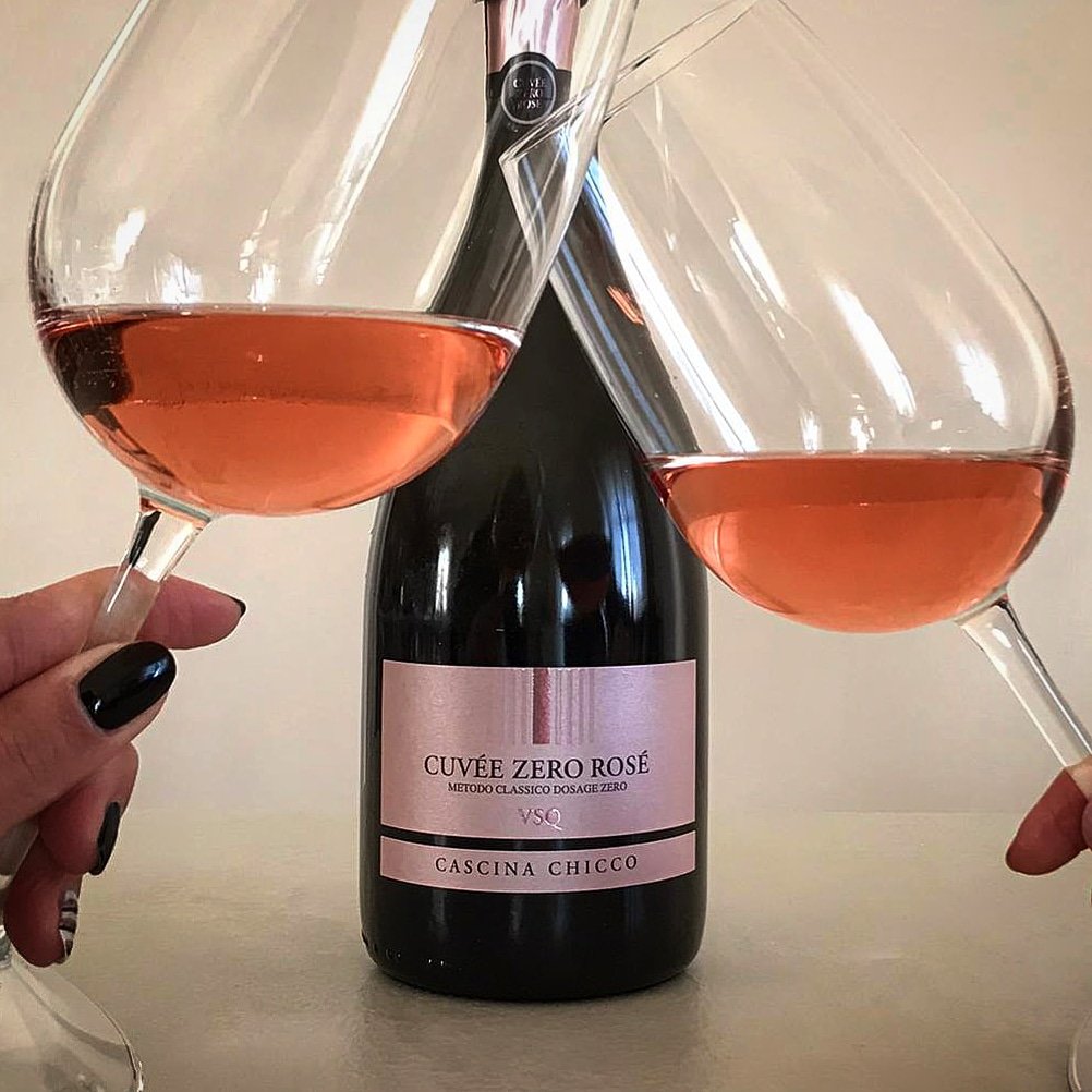 cascinachicco's tweet photo. 1 7 th  F R I D A Y 🌶🥂
Are you #superstitious ? We are not... on the contrary... Let's #celebrate this day and the #weekend that is coming with #our #extrabrut #cuvéezero #rosé 
#cascinachicco #nebbiolo #Roero #champenoise #sparkling #friday17 #luck #misfortune #HappyHour https://t.co/fc71BwoIkx