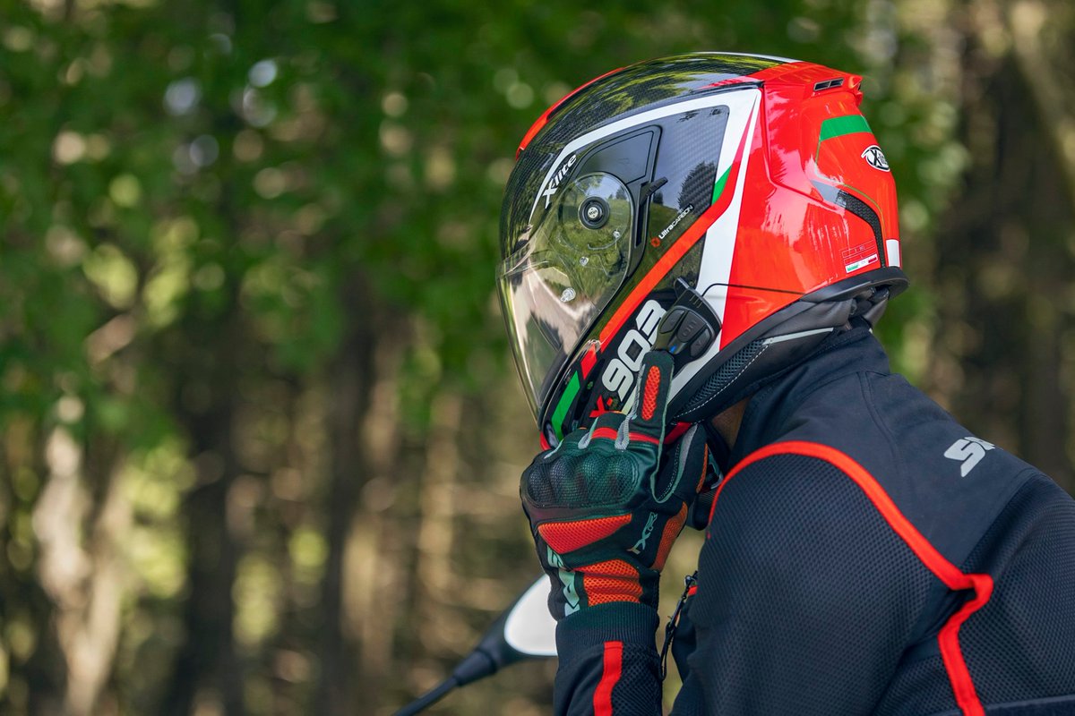 nolanxliteuk's tweet photo. The X-903 is the latest top of the range X-lite touring helmet, along with a purpose made N-com system it makes for the perfect long-distance ride setup.

Find out where you can get yours: https://t.co/sdJ904WO4g

https://t.co/BK5rpjHwKb https://t.co/vtEXK6KE5w