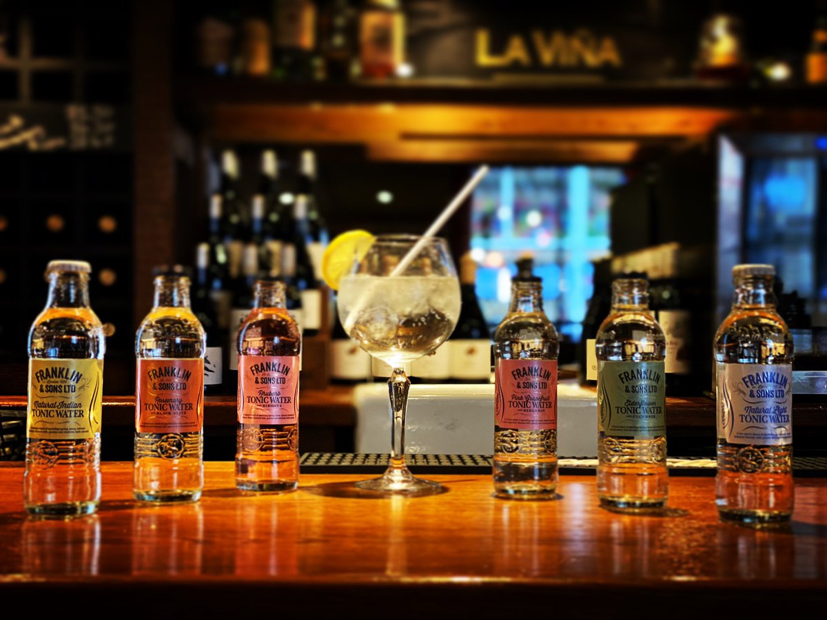 It’s Friday! 🥳 why not celebrate with after work drinks?! 

2 4 £10 Gin ALL NIGHT

Happy Hour £3 San Miguel £3 Sangria £3 House Wine

5pm-7pm, Monday-Friday

#friyay #afterworkdrinks #deansgate #mcrfood