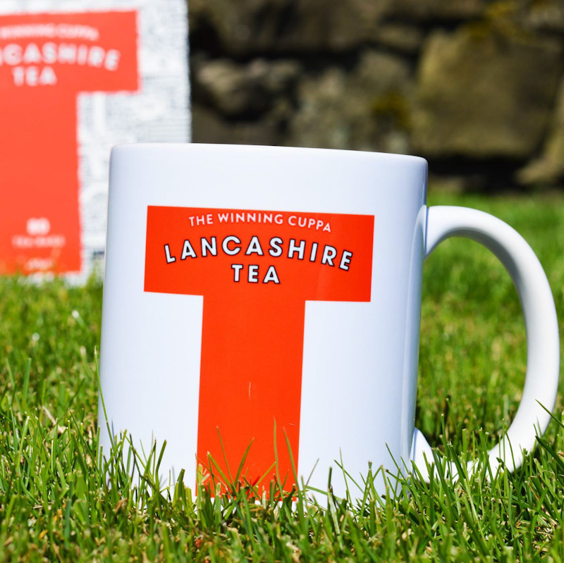 LancashireTea's tweet photo. Happy Friday!
We're giving you the chance to WIN a mug and box of Lancashire Tea. To enter, simply tag a mate who needs a proper Lancashire Brew! 😀👍

#winningcuppa #lancashiretea #win #giveaway #lancashire https://t.co/Vh2kKbrceI