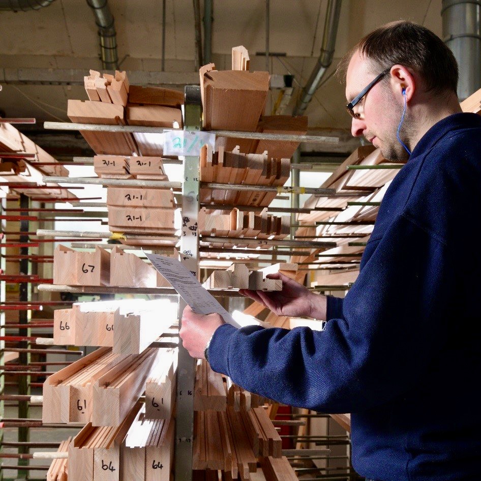 The Patchett family have been making timber windows in Bradford since 1840. Contact us to book your factory tour or pop in and visit our new showroom in Queensbury.

#woodwindows #timberwindows #timberdoors #bradford #restorationproject #madeintheuk
patchett-joinery.co.uk/contact-us/