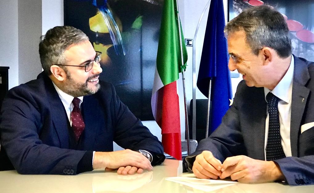 Massa Carrara, Livorno, Piombino, Orbetello. Qui ci sono ex siti industriali che da anni attendono bonifiche che procedono a rilento. Abbiamo posto il problema all’attenzione del @SergioCosta_min trovando piena disponibilità bit.ly/374vdcM #M5S #Toscana