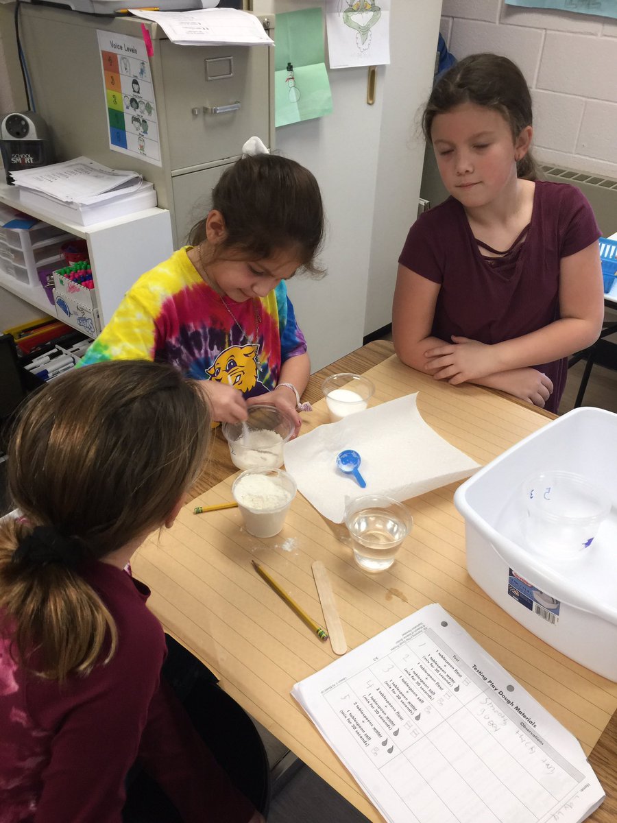 mrsramus's tweet photo. Second grade engineers test playdough materials and record their observations to improve the playdough process #parkavepride https://t.co/aMsVbEEMYw