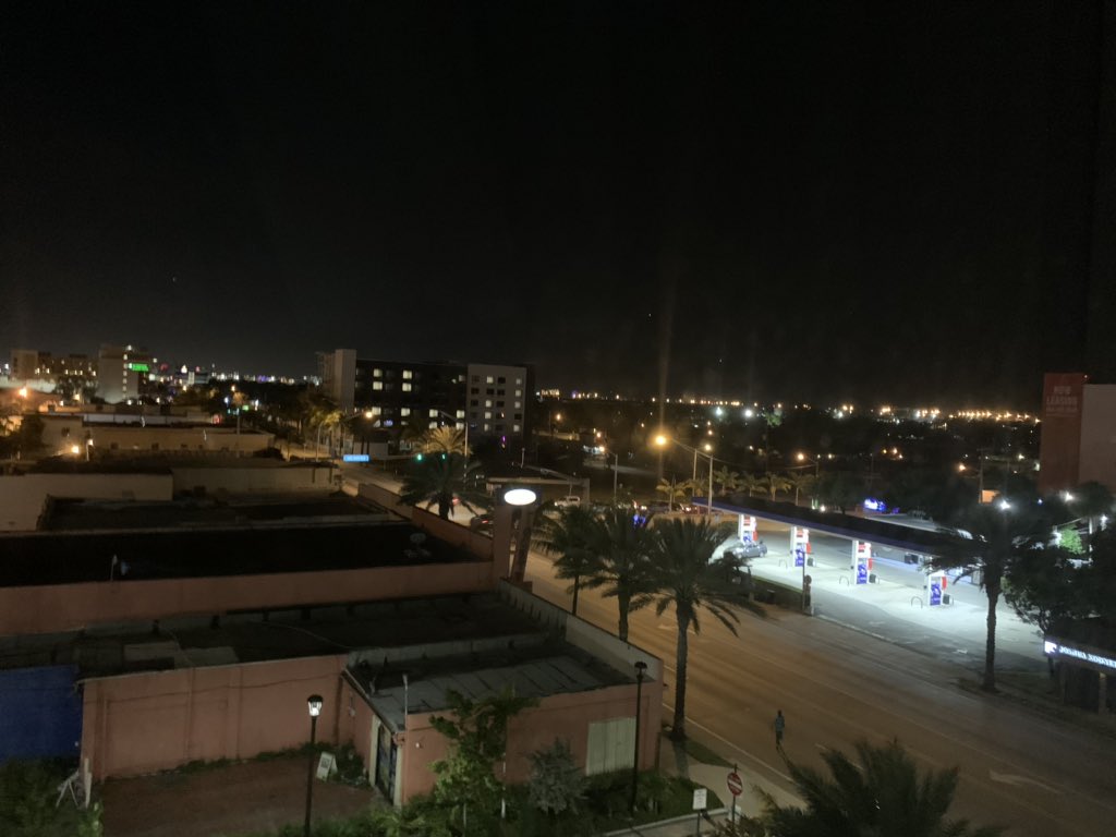 Matthew27185575's tweet photo. Last day in Fort Lauderdale .We are in Fort Lauderdale-Hollywood airport now and heading home .🛣🚗🗺🕶🧢🌴🏝🌎✈️🛫⛱🏖 https://t.co/5JV5iRBtLT