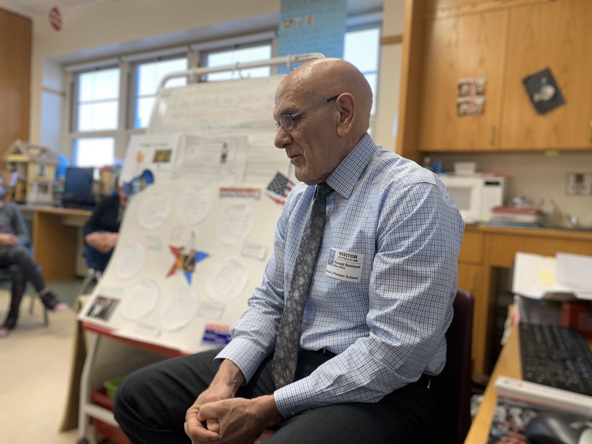 BenjaminStaffDe's tweet photo. Mayor Belmont is interviewed by our 2nd graders. @KortrightdSj @HarrisonCSD @MayorBelmont https://t.co/lbraV359Jp