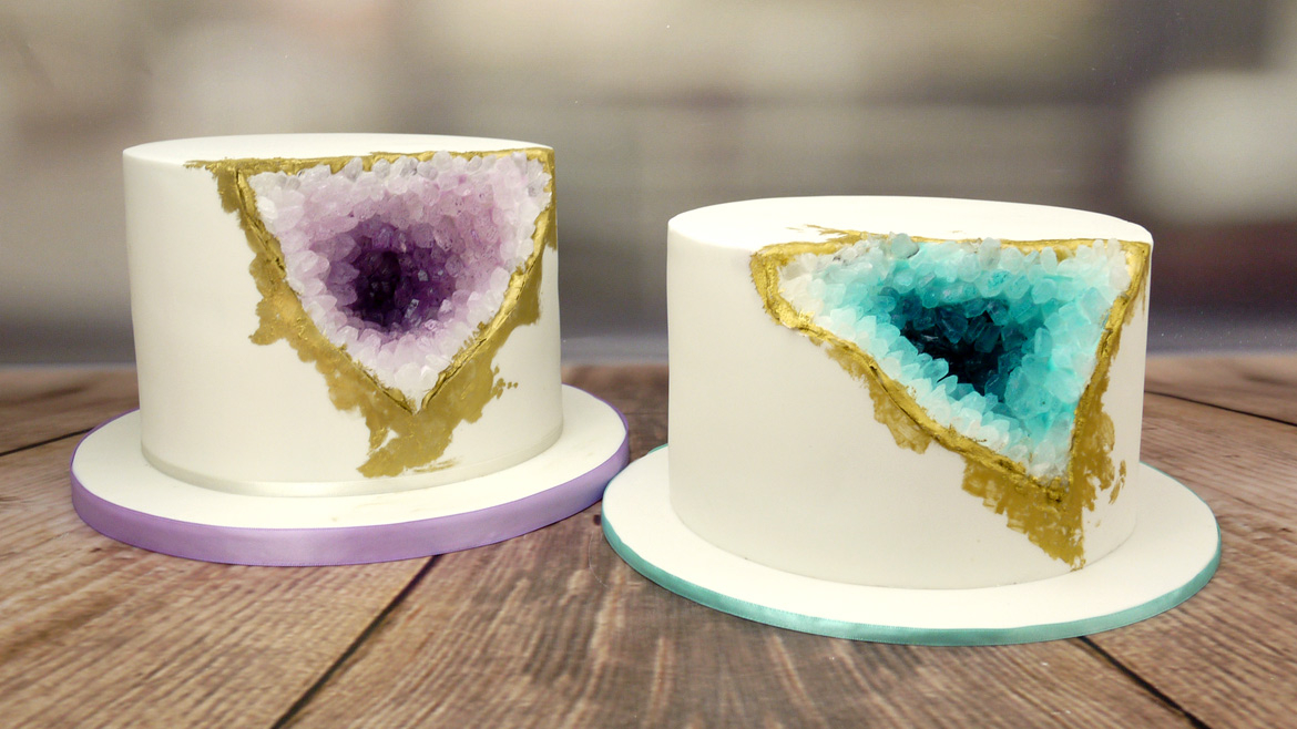 CakeCraft_TV's tweet photo. New tutorial now live on https://t.co/GsaqqFNIuX

Claire is back to show you how to make this spectacular geode cake. The methods Claire uses can be achieved by cake makers of any level so make sure you don't miss out on this tutorial!

👉 https://t.co/Wpfy45GOMN

#CDTVgeodecake https://t.co/D42dEU9l1z