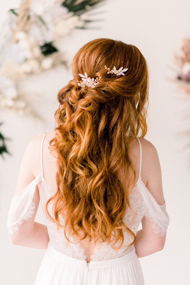 TessaKim's tweet photo. #tessakim #wedding #bridal #bridalaccessory #handmadewedding https://t.co/Eyj9v6Kth8