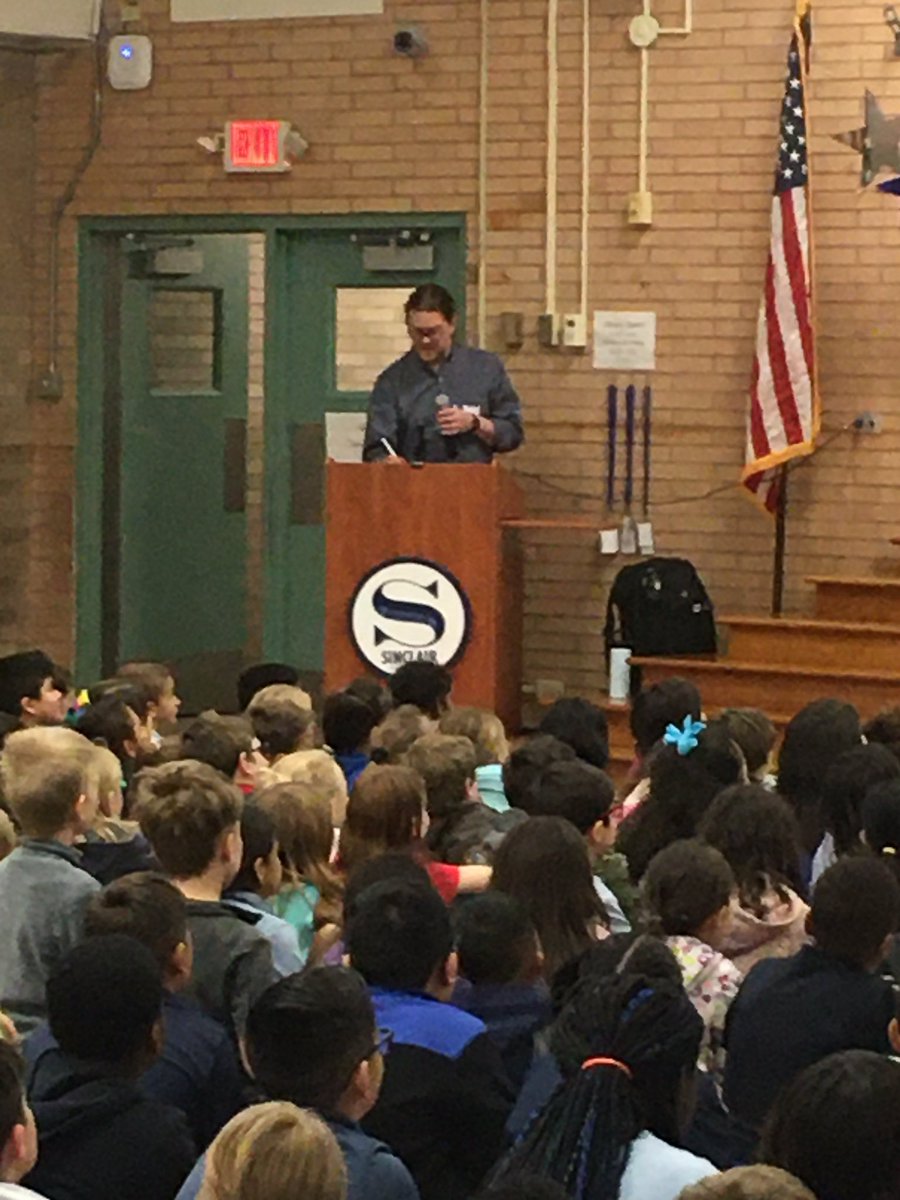 BrazosBookstore's tweet photo. It’s happening!! @MrNathanHale is making Sinclair ES laugh with delight!!! @ABRAMSbooks #majorimpossible #houstonreads #hisd https://t.co/scZPttTwvw