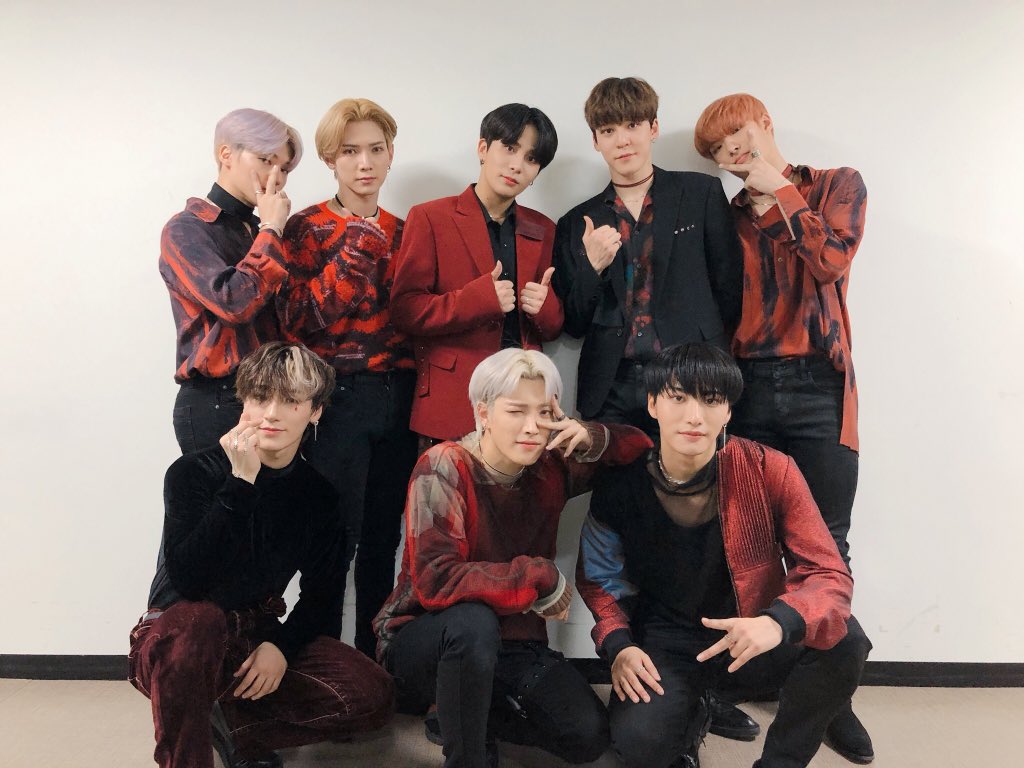 ATEEZofficial's tweet photo. [📷] TODAY ATEEZ
　
꿀떡 먹자 like a 설날🍯🎶
앤서티즈도 한복티즈도 모두 최고🙌
　
#TODAY_ATEEZ #ATEEZ #에이티즈 https://t.co/jEJDQ5SK0D