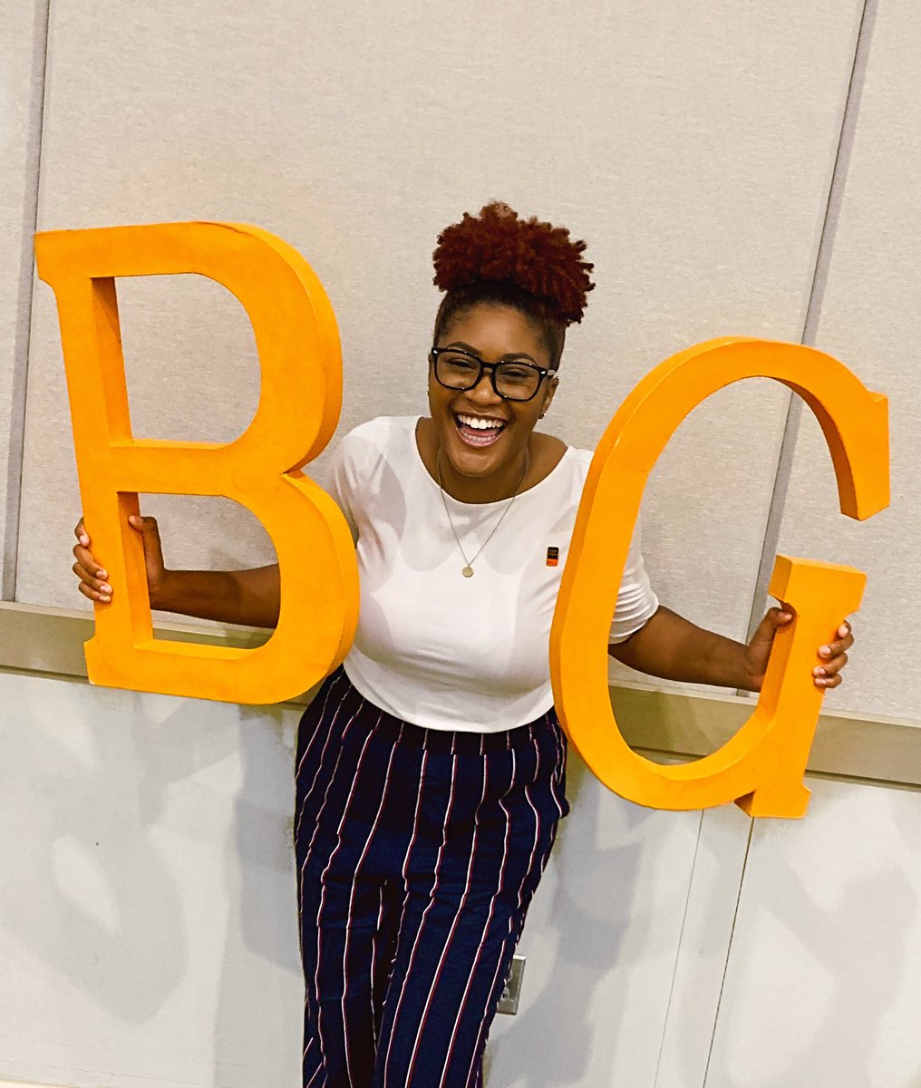 BreionHawkins's tweet photo. 1/4 semesters of graduate school has been completed 🧡 #BGSU #HESA #BLKSAP #FutureSAPro https://t.co/s6FKYUhuUJ