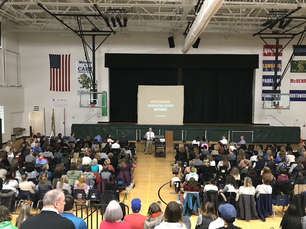 PrairieGrove46's tweet photo. Teacher Institute Day!
Our #PG46 Staff and @carysd26 staff collaborated to welcome the talented @Joe_Sanfelippo to our corner of #mchenrycounty!
#pg46pride https://t.co/5c1YdlikyE