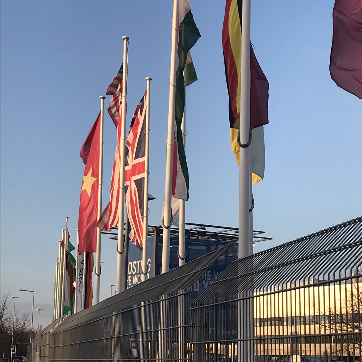 Animal disease is an international concern, ASF testifies to this. It’s an urgent global challenge. In Berlin for conference with global Ministers, Chief Vets and industry representation. I hope working together we can make a difference <a href="/oie/">大家雅広</a> <a href="/VanGoethemB/">Bernard Van Goethem</a> <a href="/EU_Health/">EU One Health</a> @CFIA_Animals