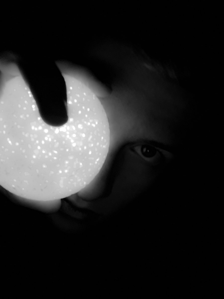 This week #mchsphoto students redefined the idea of the #selfie through different photographic approaches <a href="/MCHSFineArts/">MCHS Div Fine Arts</a> <a href="/MCHS156/">McHenry</a> #creatingculturedwarriors