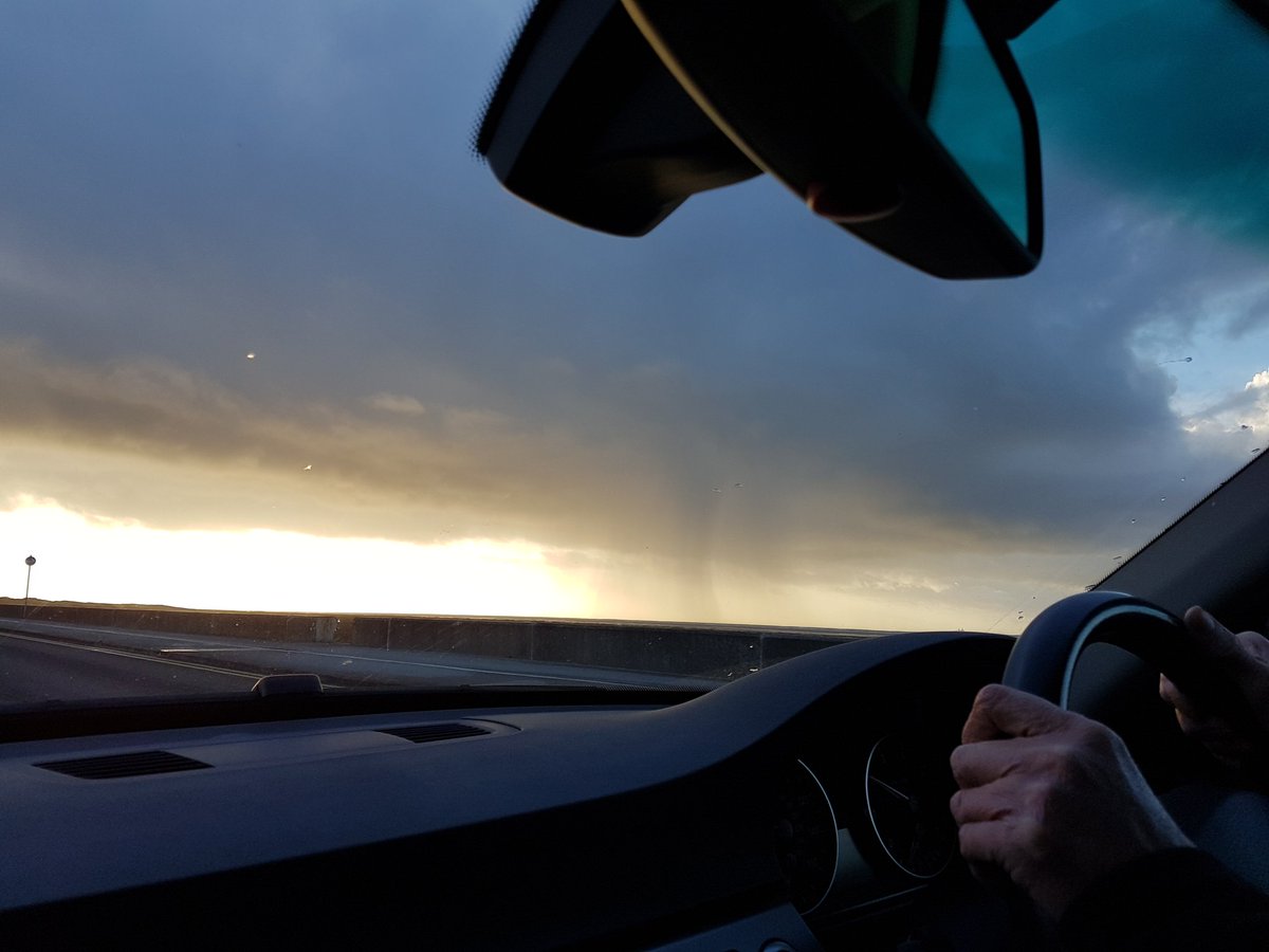 WeAreInsite's tweet photo. How's that for #weirdweather https://t.co/Xj4DXAvc5e