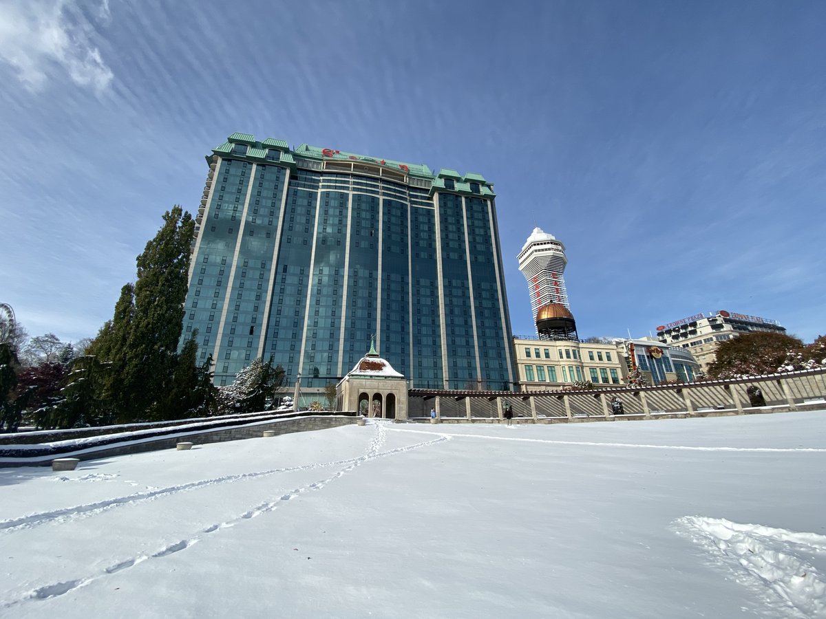 NiagaraFallsSpa's tweet photo. Our #FallsviewSpa is located in the spectacular Sheraton on the Falls Hotel ❄️ Complete your spa experience with an overnight stay at the beautiful #FallsviewHotel ❤️.
.
#NiagaraFallsSpa #SheratonOnTheFalls
.
https://t.co/9qck5XO6Jx https://t.co/q8dayuJGJu