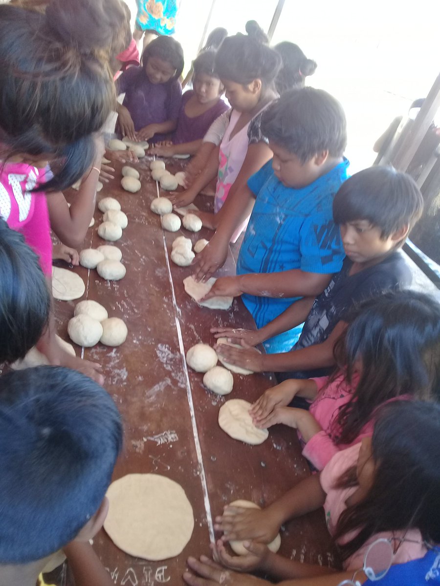 Sigo creyendo que todos continuaremos en #EscuelasAbiertasEnSalta capacitando a los niños y madres de comunidades indígenas   <a href="/GustavoSaenzOK/">Gustavo Sáenz</a> <a href="/PrensaGSaenz/">Prensa Gustavo Sáenz</a> <a href="/matiascanepa/">Matías Cánepa</a> <a href="/ferdiptorres/">Fernanda Dip Torres</a> <a href="/RobertoIRamos/">Roberto Ismael Ramos</a>