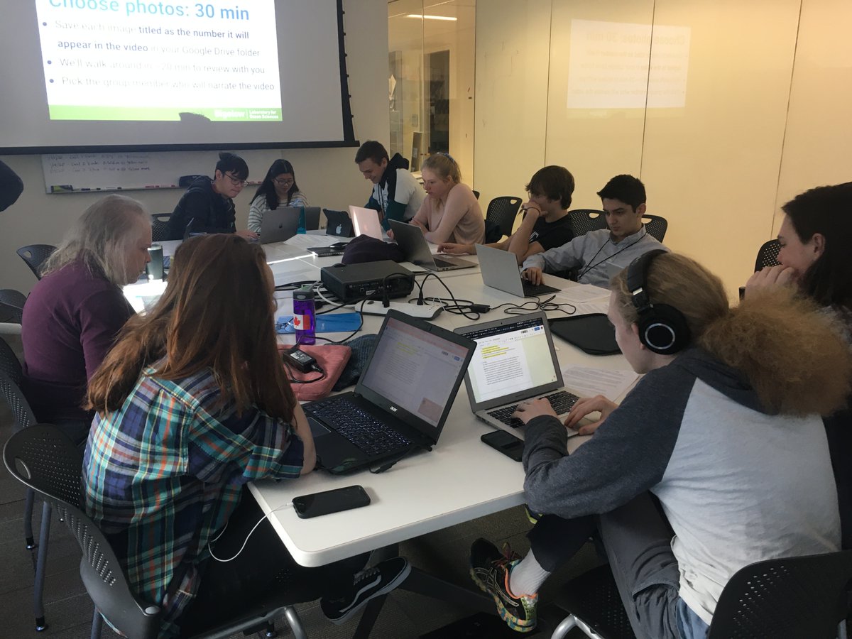 BigelowLab's tweet image. Snow and cold don't stop the @mssmpenguins! 

A team of hardy students like Martin Brozman collected water in all types of weather this week. They spent a week at the lab studying signals of change in the #GulfofMaine. 

Thanks for spending your J-term with us! #FieldworkFriday