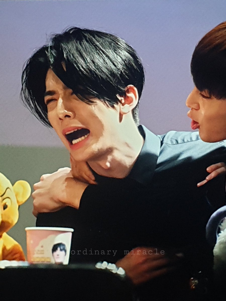 biwoo717's tweet image. ไม่ร้องไห้ตอนชนะรางวัลแต่ร้องไห้เพราะดาวอนสกินชิพ