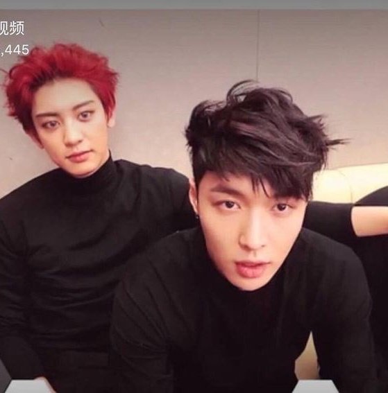 hdloey's tweet photo. 8 years with you and still counting, it amazed me that you've been doing great for years and years hyung. A great hyung, good singer, smart producer, amazing song writer that we EXO proud of. Thank you for always being our hyung, our lovely hyung. @xlayzhang #8yearswithLay https://t.co/PU3Lvp3ULW