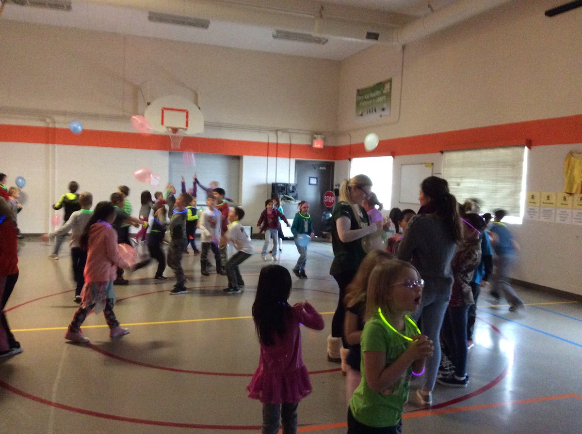 downsvilleES's tweet photo. Celebrating our achievement on STAR with a Glow Party! @downsvilleES #downsvilletigers https://t.co/aXEP8LIJRQ