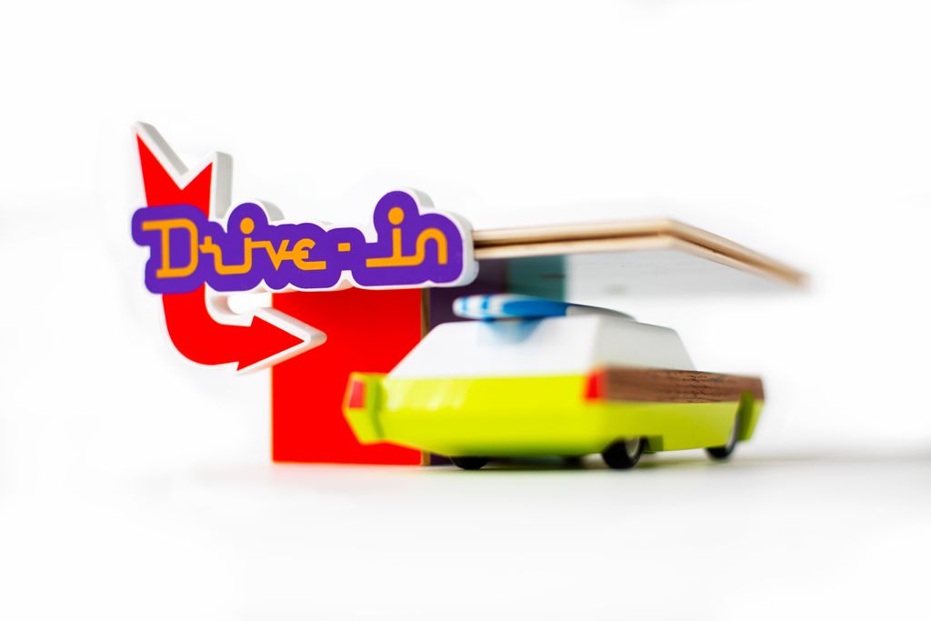 New <a href="/CandylabToys/">Candylab Toys</a> 'Drive In' Wooden Play Sets now in stock 🎥 🍿
buff.ly/30B8rGX
#candylab #candylabtoys #collectables #collectabletoys #uniquetoys #drivein #movie #movienight #driveinmovie #toycars #toycar #toys #beatifultoys #woodentoys #playroom #playroominspo