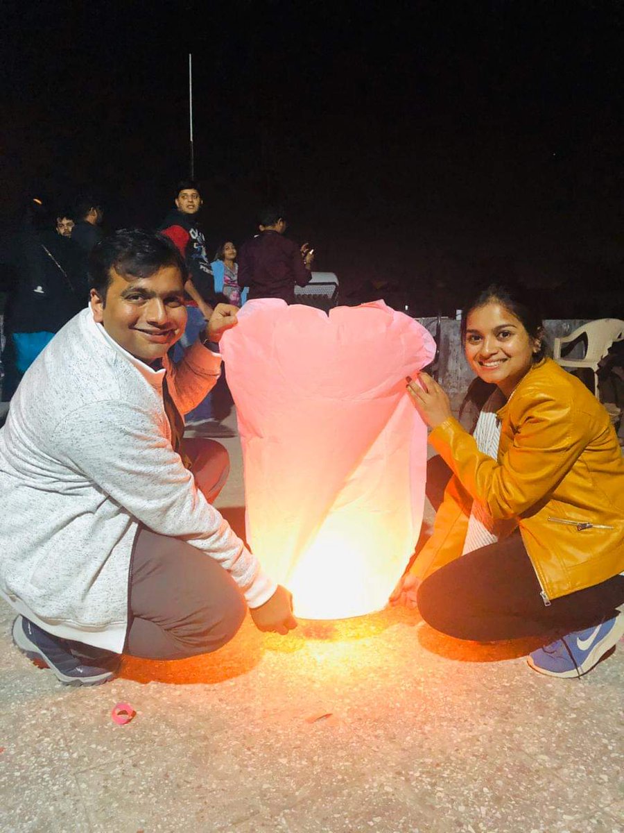weteamhappiness's tweet photo. With the aspirations of flying high and having an elevated vision like the #kites, #ArtofLiving #Yesplusgang #Vadodara celebrated #Uttrayan2020 with great joy and fervor!
Joined by our ever enthusiastic faculties, we celebrated the festival with..
https://t.co/24n0rqQptJ https://t.co/NThwH64xqa