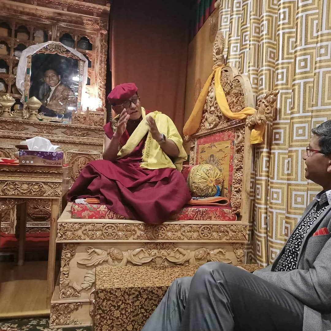 YashMor5's tweet photo. An inspiring day.Had the opportunity to meet HH The Twelfth Gyalwang Drukpa, the head of the Drukpa lineage school,Tibetan Bhuddhism.
A joy to meet modern guru. Imagine we think alike!
#hemismonastery #Gyalwang #naropa #ladakhdiaries #hemisgompa #Drukpa https://t.co/sGhvAtu4Y5