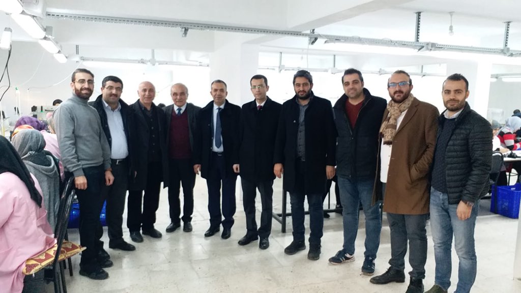 BingolVe's tweet photo. Bingöl Valiliği 2023 Bingöl Vizyonu kapsamında KÜSİ çalışma grubu üyelerimiz, Genç İlçesi Kaymakamı Sn.Arif Gül’e ve Genç Sanayi Sitesi Yönetimi ile yatırımcılarımıza ziyaretler gerçekleştirdi.@bingolvaliligi @2023Bingol #sanayigunesibingol https://t.co/uxqKW8lRsA