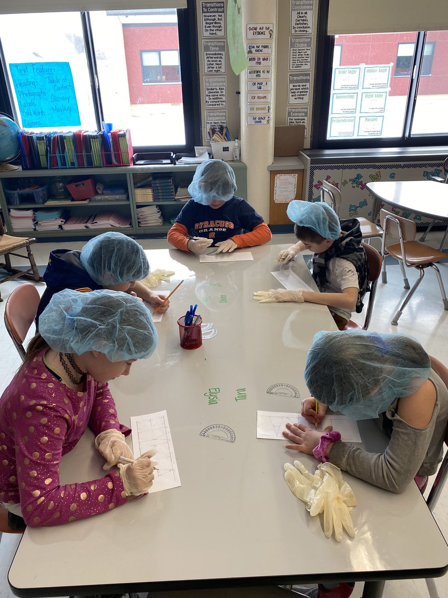 auburn_seward's tweet image. Operating room math in grade 4! #measuringangles #longsivisionfun