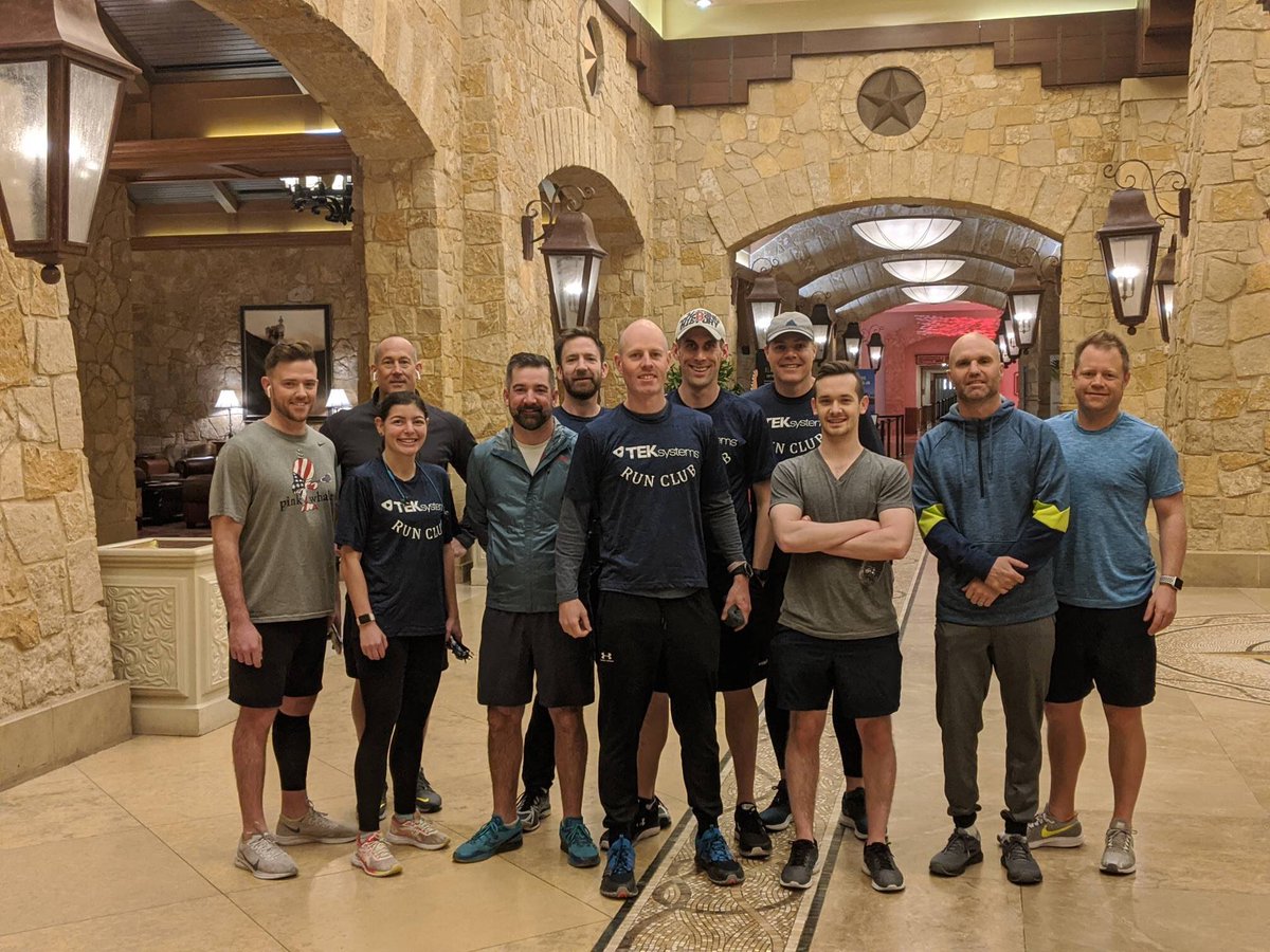 claphamjm's tweet photo. @TEKExperience Gettinโ after it in Dallas with the TEKRunClub! #RunTEKRun #TEKRunsWithPurpose #FridayFundayRunday #FFR #TRC #TEKhealth #BetteryouBetterus #healthattek https://t.co/CGjHXLbSaj